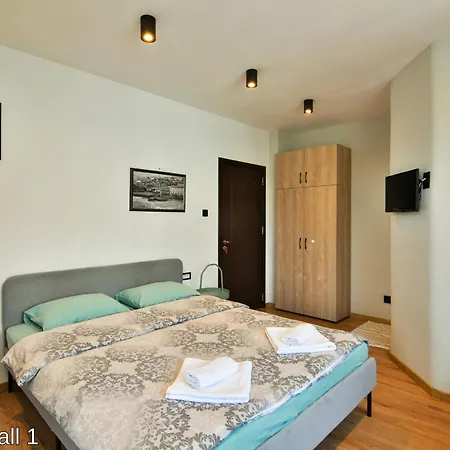 The Waterfall Free Parking