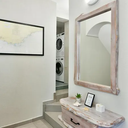 The Waterfall Free Parking