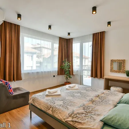 The Waterfall - Free Parking Casa de hóspedes Balchik
