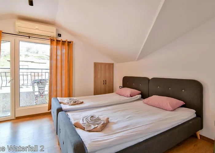 Maison d'hôtes The Waterfall Free Parking